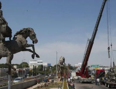 La obra formó parte del programa de Arte Público impulsado por el Ayuntamiento de Guadalajara en 2016 y tuvo una inversión de 13 millones de pesos. METRÓPOLI / ARCHIVO