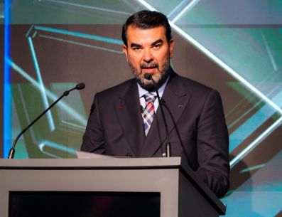 Rosales Viruete detalló que en México hay un número estimado de entre 12 mil y 15 mil médicos estéticos, mientras que en el Área Metropolitana de Guadalajara hay entre mil y mil 500 especialistas. METRÓPOLI / A. Navarro