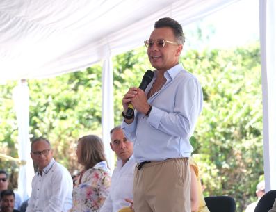 Lemus afirma que se sigue trabajando en materia de seguridad con videovigilancia y reuniones semanales con el encargado de la Zona Militar. CORTESÍA/GOBIERNO DE JALISCO