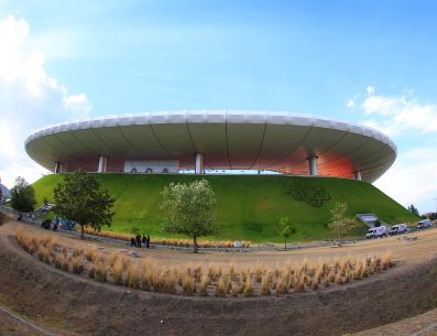 ESTADIO AKRON. Las unidades del servicio "Loop" saldrán desde estaciones clave del sistema Mi Macro Periférico, haciendo paradas principalmente en las estaciones Vallarta, Estadio Chivas y Ciudad Judicial. IMAGO7