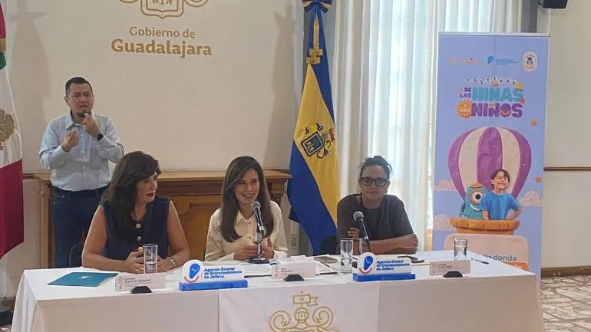 Verónica Delgadillo destacó que el festival en Guadalajara busca fortalecer la convivencia y el uso de espacios públicos por parte de la infancia. METRÓPOLI /R. Casas
