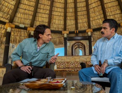 Para Adrián Vázquez y Jero Medina, los protagonistas de "El yerno" contienen en sí el grado exacto de luz y oscuridad que esconde una persona en su ineludible relación con el mundo. CORTESÍA/Netflix