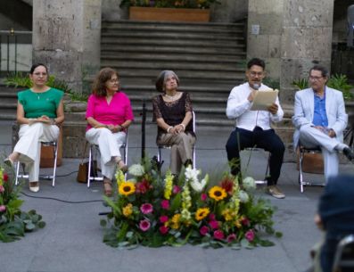 La ceremonia se llevó a cabo este sábado 2 de mayo en el Patio de la Presidencia Municipal. CORTESÍA.