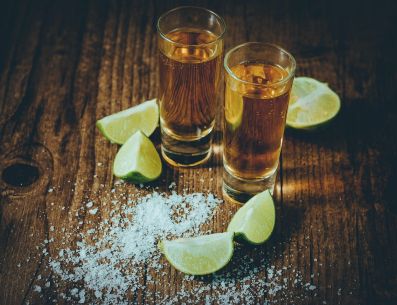 La Cámara Nacional de la Industria Tequilera (CNIT) celebró la decisión del Congreso de la Unión de establecer el 24 de julio como el Día Nacional del Tequila, una fecha emblemática que reconoce a la bebida más representativa de México como símbolo de identidad. Pixabay