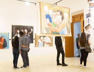 Once exposiciones curadas vinculan de forma directa el arte, la ciencia, la historia de los barrios y la pasión por el futbol. ESPECIAL/Gobierno de Guadalajara