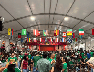 Plaza de las Américas se consolida como uno de los espacios más concurridos para seguir el Mundial 2026 en el AMG. EL INFORMADOR / A. GARCIA