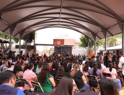 Durante el acto inaugural se destacó que la transformación educativa en la zona de Copalita forma parte de una estrategia integral de recuperación de espacios públicos y educativos. ESPECIAL