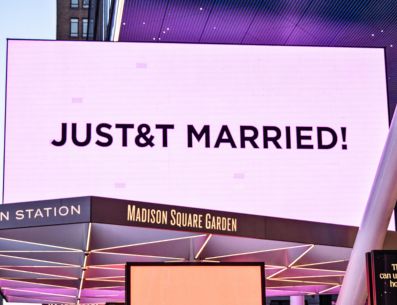 Taylor Swift y Travis Kelce ya son esposos, y todo ocurrió bajo la más absoluta discreción. EFE/L. Brett