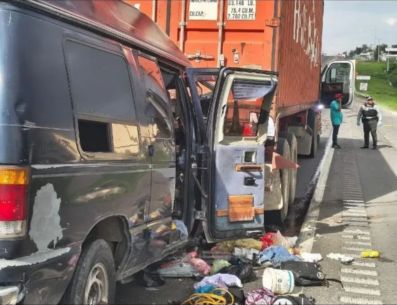 Un nuevo accidente carretero movilizó a cuerpos de emergencia en Jalisco. PROTECCIÓN CIVIL Y BOMBEROS DE JALISCO