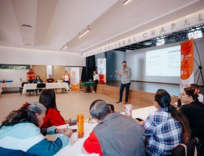 Participan liderazgos vecinales y ciudadanía interesada en transformar sus comunidades. ESPECIAL/Gobierno de Guadalajara