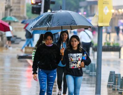 Te compartimos las temperaturas y los horarios en que se prevé el inicio de las precipitaciones en Guadalajara. EL INFORMADOR / ARCHIVO