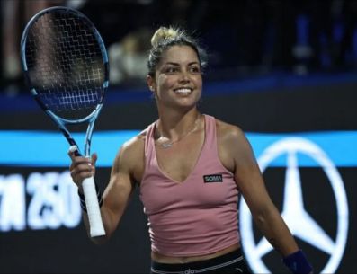 Renata Zarazúa mantiene su gran momento en Memphis y avanza a cuartos de final tras vencer a Tatjana Maria en sets corridos. AFP.