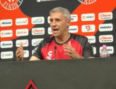 Crespo dejó claro que las oportunidades de estar en el primer equipo dependerán exclusivamente del rendimiento del jugador. EL INFORMADOR/J. Robles