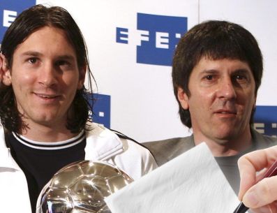 Esta es la historia detrás de la servilleta que puso a Messi en el Barcelona. EFE / ARCHIVO