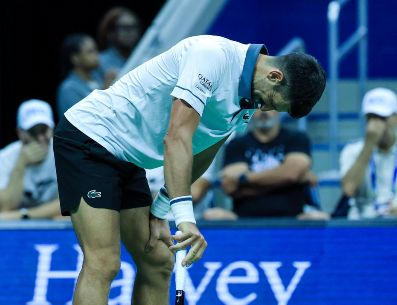 Tras la eliminación, Djokovic comentó que estaba "tratando de abordar realmente qué está pasando y hasta dónde puedo continuar de esta manera". EFE / ARCHIVO