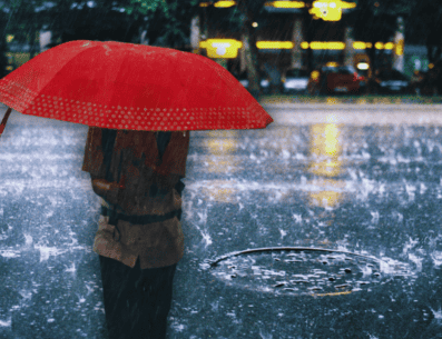 En Guadalajara, las lluvias ligeras comenzarán por la tarde, intensificándose hacia las 21:00 horas. ESPECIAL / CANVA