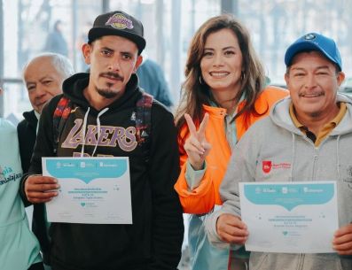 Se acompaña de operativos de Alerta Limpia para socializar, concientizar y atender reportes vecinales sobre disposición inapropiada de residuos. ESPECIAL/Gobierno de Guadalajara