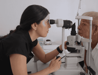 También se ofrece rehabilitación física, aparatos auditivos, oftalmología, optometría, densitometrías y odontología, entre otras atenciones. ESPECIAL/Gobierno de Zapopan