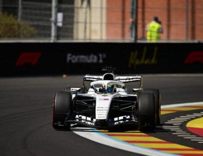 Para Checo Pérez, ganar una posición llega acompañado de mejores sensaciones después de la clasificación. AFP / A. Diodato