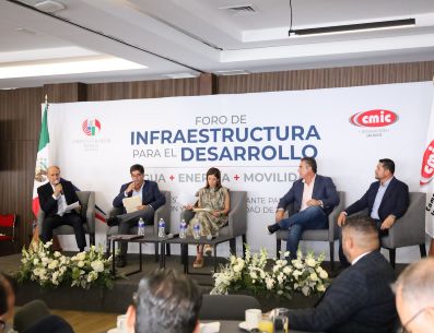 El acuerdo institucional se consolidó en el marco del Foro de Infraestructura para el Desarrollo. EL INFORMADOR/J. Velazco