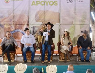 A través de la SADER Jalisco se benefició a 699 personas provenientes de 32 municipios. ESPECIAL