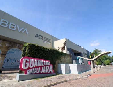 En lo que va de 2026 se han colocado más de mil millones de pesos en créditos, resaltó la Cámara de Comercio de Guadalajara. ESPECIAL