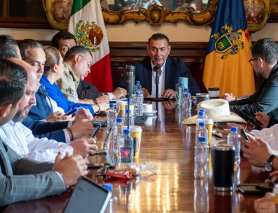 En la reunión participaron representantes de diversas dependencias estatales de seguridad y el Gobierno de Jalisco. ESPECIAL