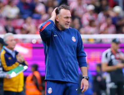 No es un escenario nuevo para las Chivas de Milito, quienes buscarán romper la racha sin victorias a media semana. IMAGO7 / Juan Carlos Cubeyro