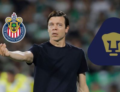 Esteban "Tano" Solari buscaría un defensor de Chivas para el siguiente torneo en la Liga MX. Foto: Imago7/ Saul Perales