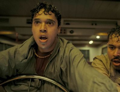 Fotografía cedida este jueves por la plataforma Netflix, donde se observa un fotograma de la película "Contra el huracán". EFE/Netflix/